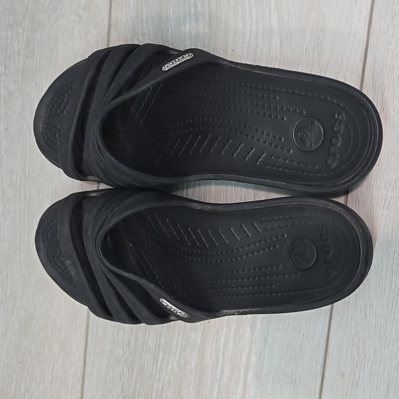 Crocs Women's Rhonda Black Slide Wedge Sandals Shoes Sz 7 - Picture 5 of 11
